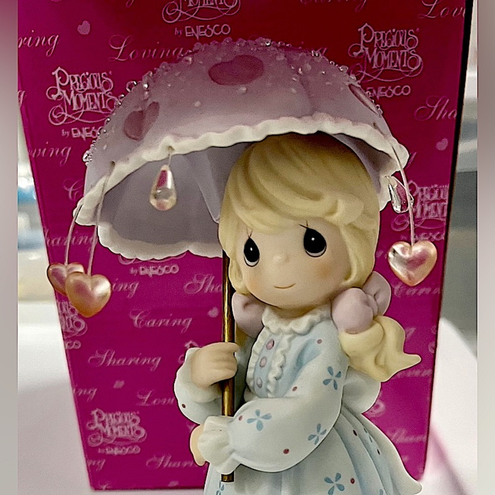 Precious Moments “Let Love Reign” LIMITED EDITION 2002, #890596